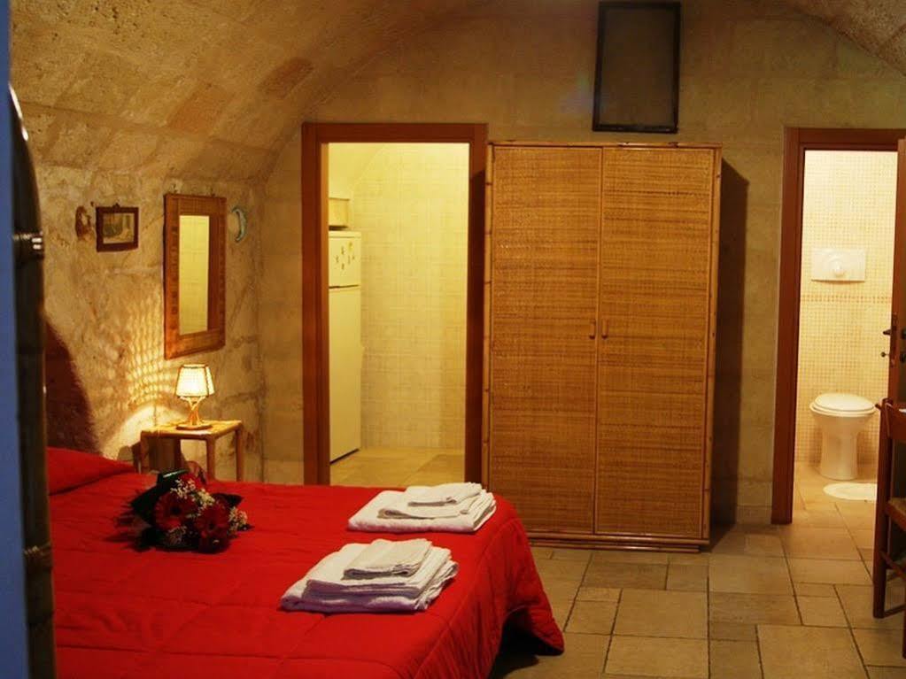 Borgo San Martino Hotell Bra Exteriör bild